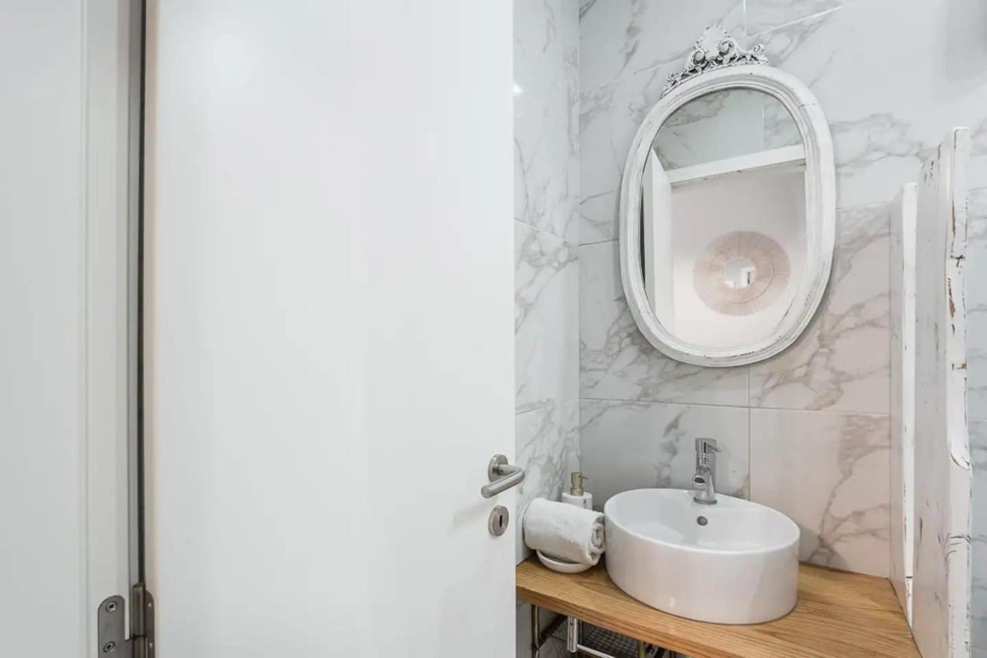 Villa Cosy House In Porto Marina à Vila Nova de Gaia Extérieur photo